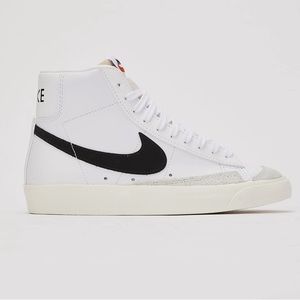 Nike Blazers Women’s 6.5